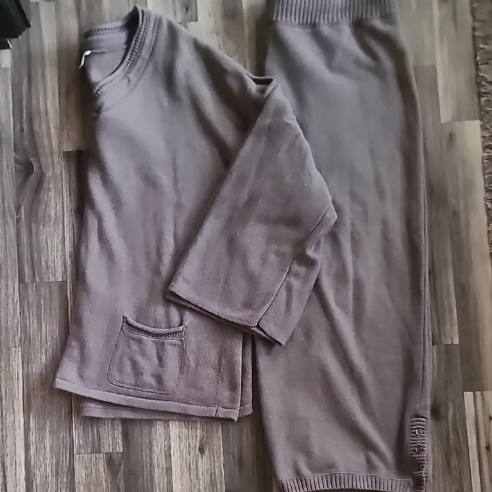 Sold!! - Picture 3 of 9